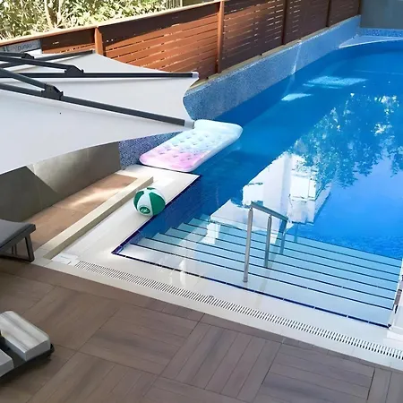 Vega Ξενοδοχείο με διαμερίσματα Αλάνια